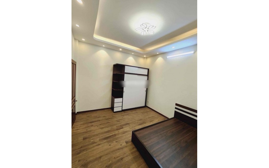 CHO THUÊ NHÀ ĐỘI CẤN, BA ĐÌNH 3 TẦNG, 55M2, 3 NGỦ MỚI ĐẸP, FULL ĐỒ Ở NGAY